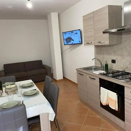 Casa vacanze Incantevole 4 Posti Letto Con Grande Spazio Esterno Con Idromassaggio Valledoria (Sardinia)