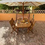 Incantevole 4 Posti Letto Con Grande Spazio Esterno Con Idromassaggio Tatil Evi Valledoria (Sardinia)