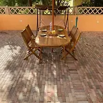 Incantevole 4 Posti Letto Con Grande Spazio Esterno Con Idromassaggio Tatil Evi