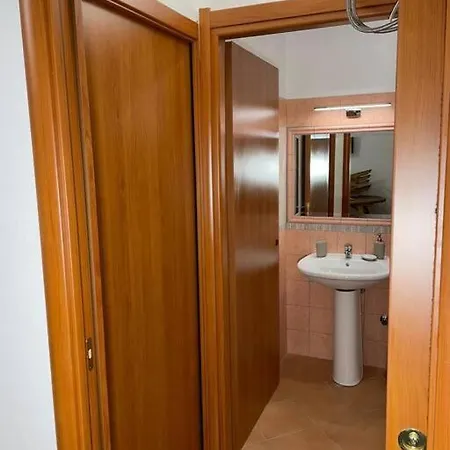 Nyaraló Incantevole 4 Posti Letto Con Grande Spazio Esterno Con Idromassaggio