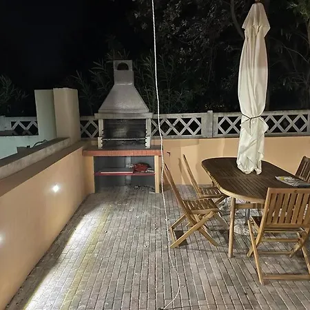 Nyaraló Incantevole 4 Posti Letto Con Grande Spazio Esterno Con Idromassaggio